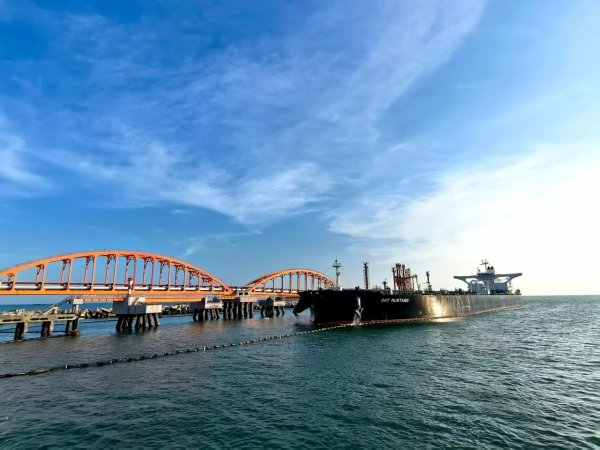 鳄鱼配资 广东石化原油码头构建海上安全立体防线